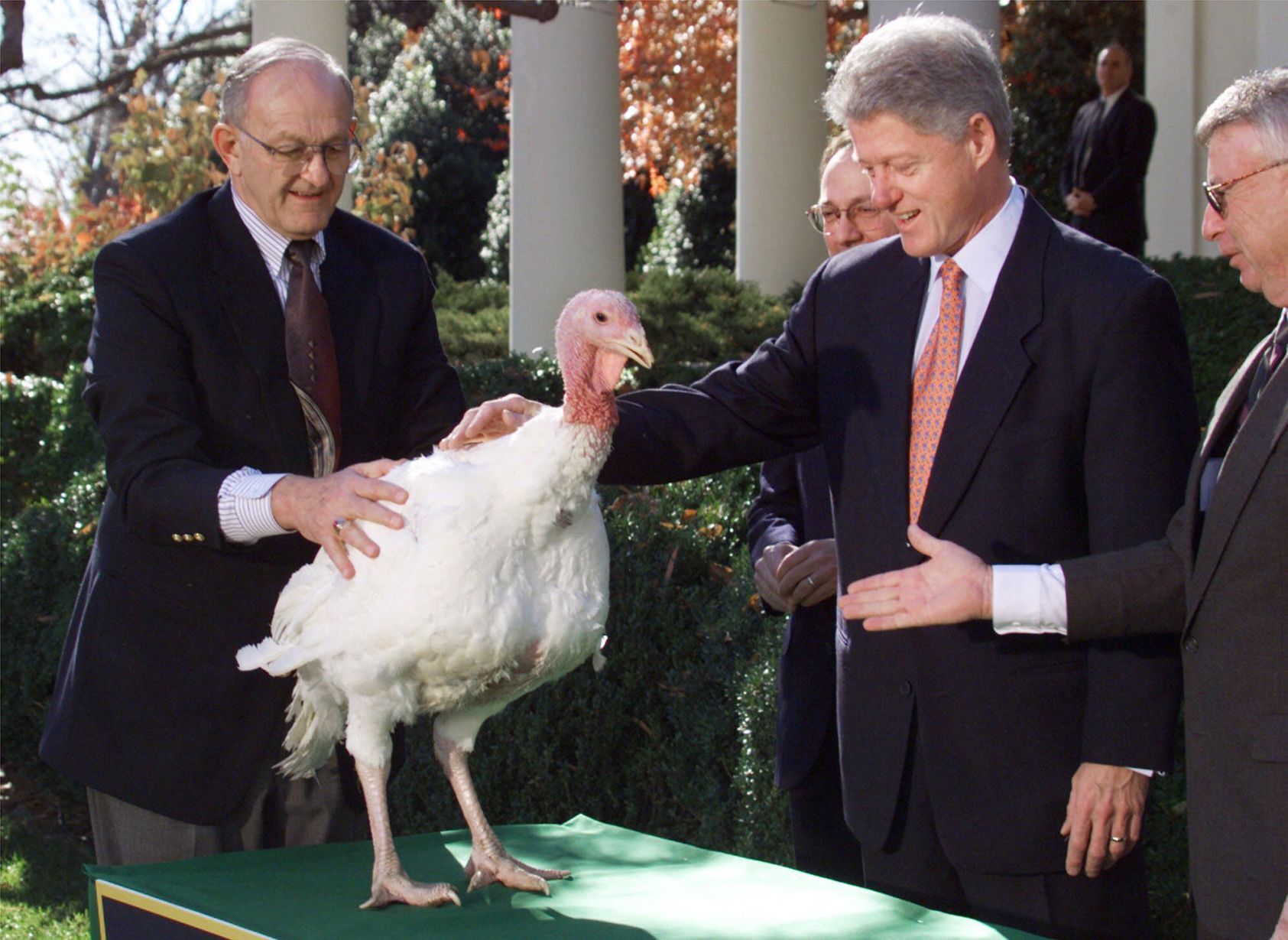 Clinton turkey pardon, 1998